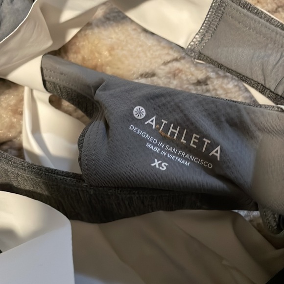 NWT ATHLETA 2-IN-1 ULTIMATE SUPPORT TOP - Picture 6 of 6